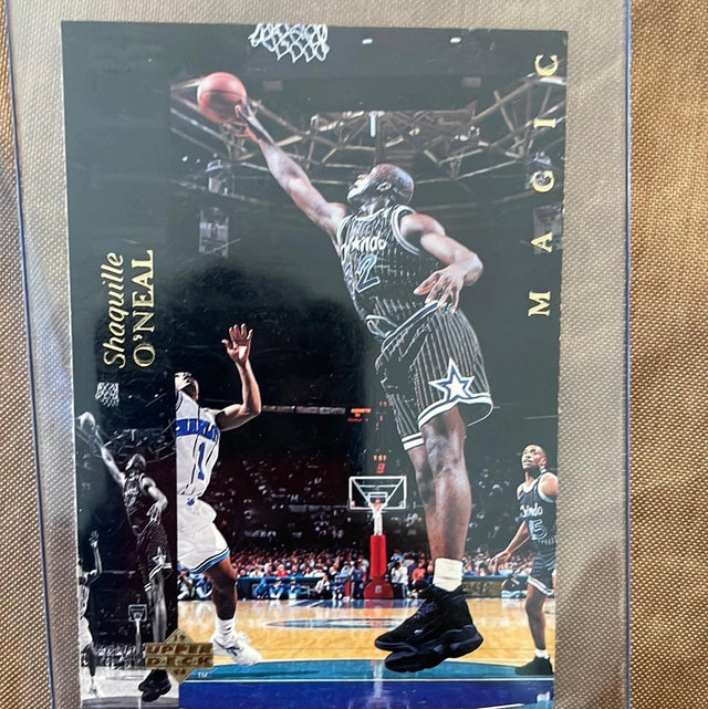 Shaquille O'Neal 1993-94 Upper Deck Card #32 Orlando Magic