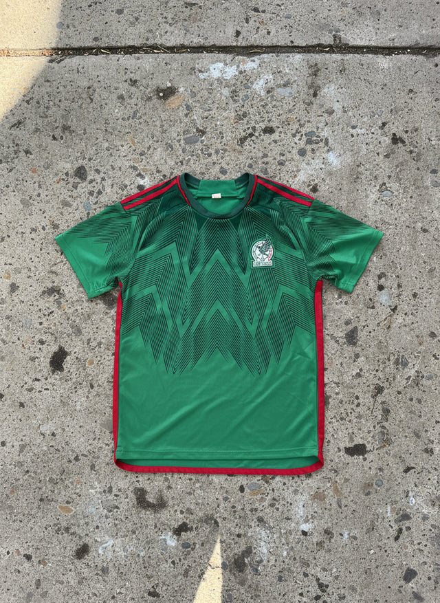 Mexico National Team Soccer Jersey – Green/Red (Size L, Chevron Pattern)