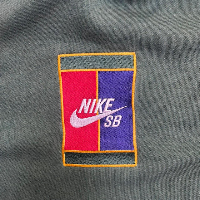 Nike SB Court Hoodie Gorge Green M
