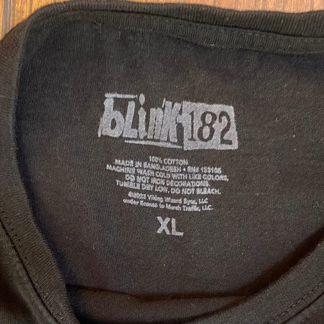 Blink 182 Shirt XL