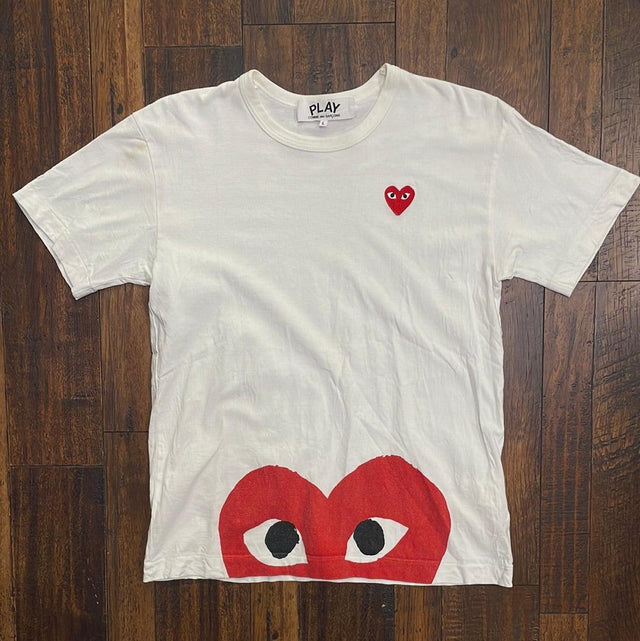 Comme des Garcons PLAY Play Red Half Heart T-shirt L