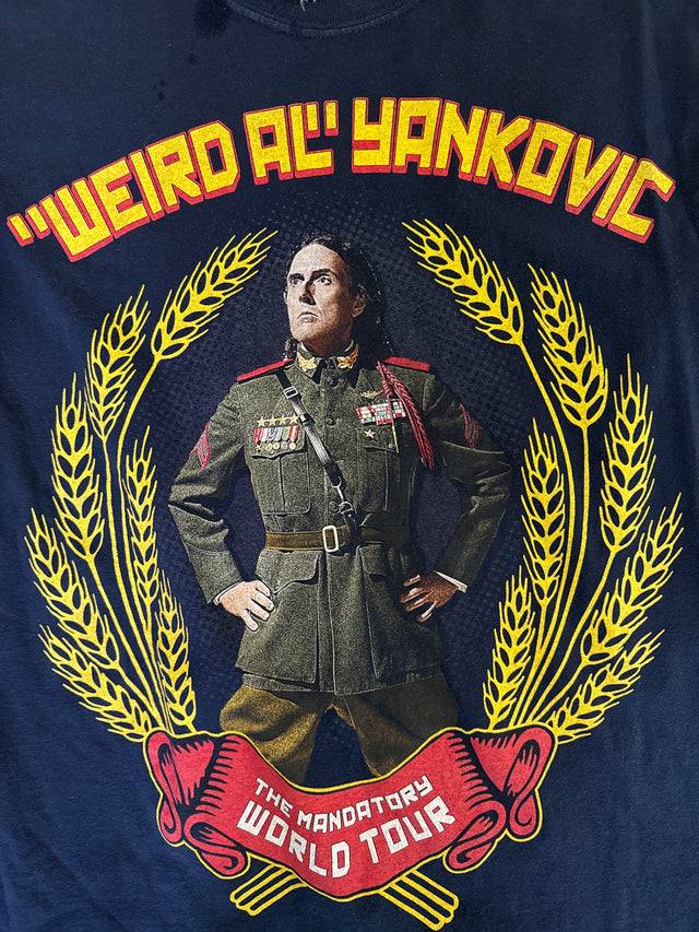 2015 Weird Al Yankovic The Mandatory World Tour T-Shirt Size Medium