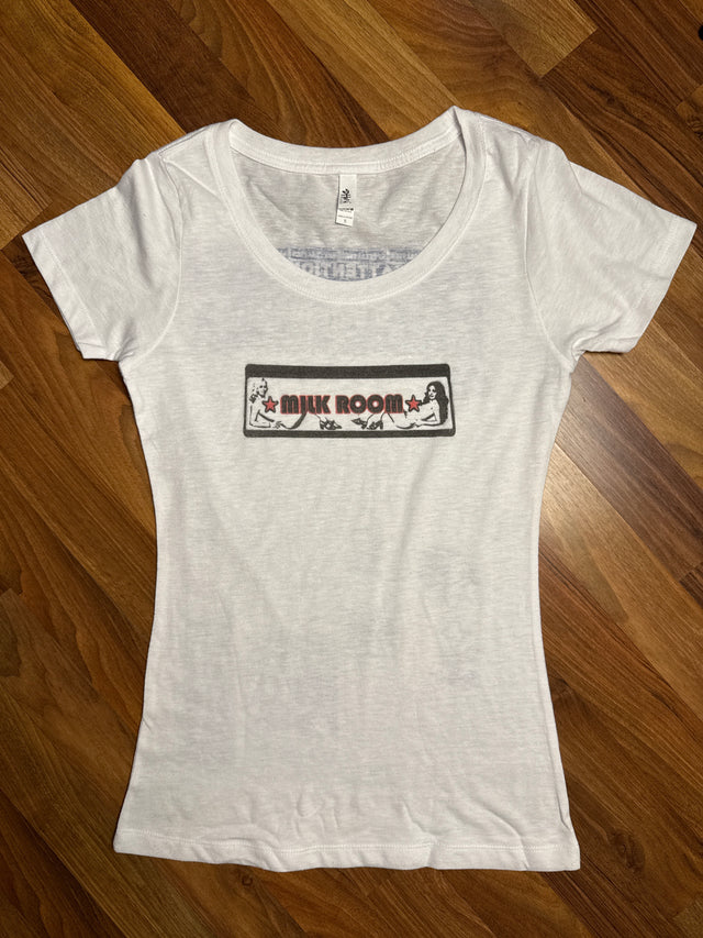 Milk Room Chateau Blue Sheet Tee – Women’s Scoop Neck