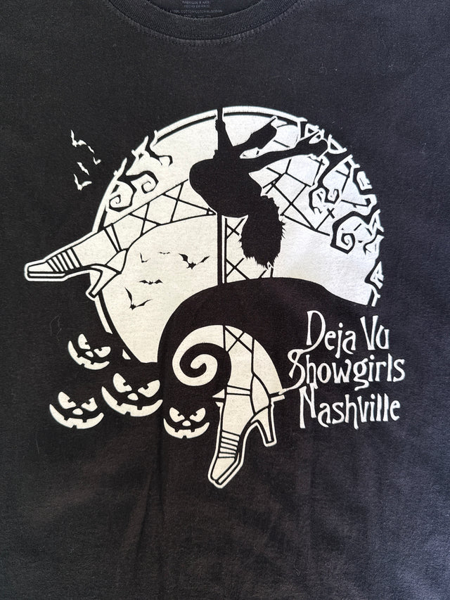 Deja Vu Showgirls Nashville Halloween Tee – Pole Dancer Graphic – Size XL