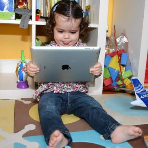 The Screen Time Issue Actually Goes Way Deeper Than We Think  By Emma Flores