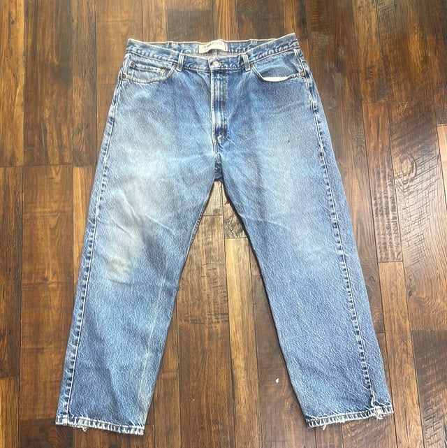 Vintage Levi’s 505 Made In Mexico Jeans 40x30