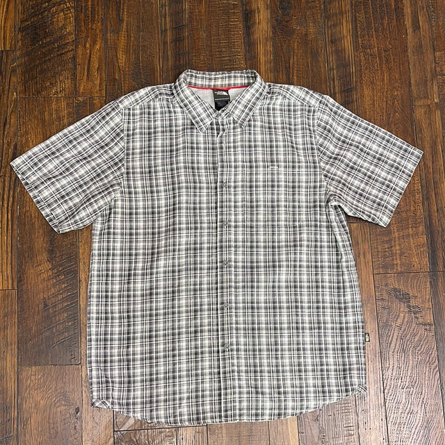 The North Face Short Sleeve Button Up Shirt Large