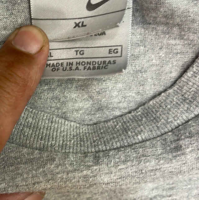 Vintage Y2K Nike Grey Tag Shirt XL