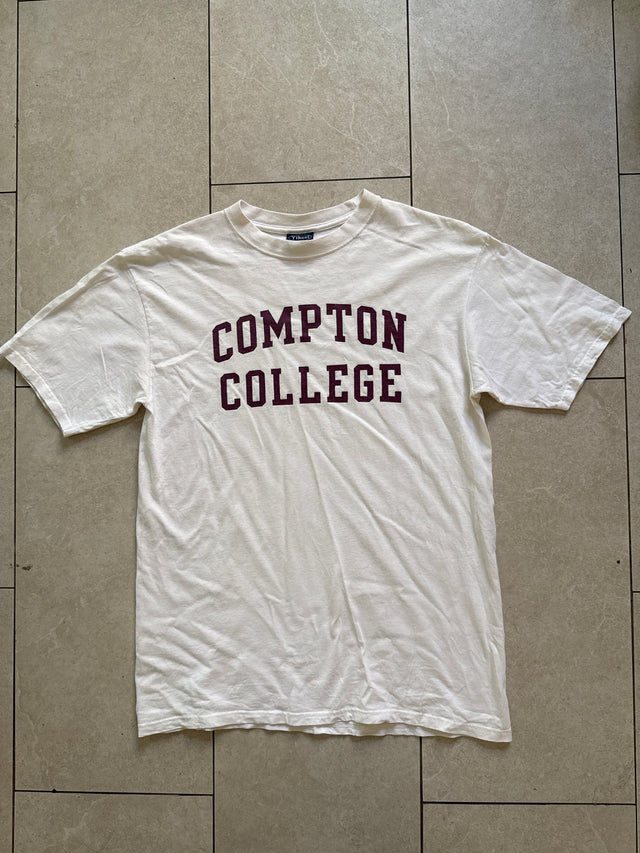 Y2K Compton College Collegiate T-Shirt Large