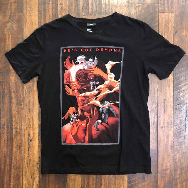 Hellboy Movie Promo April 2019 He's Got Demons Shirt M