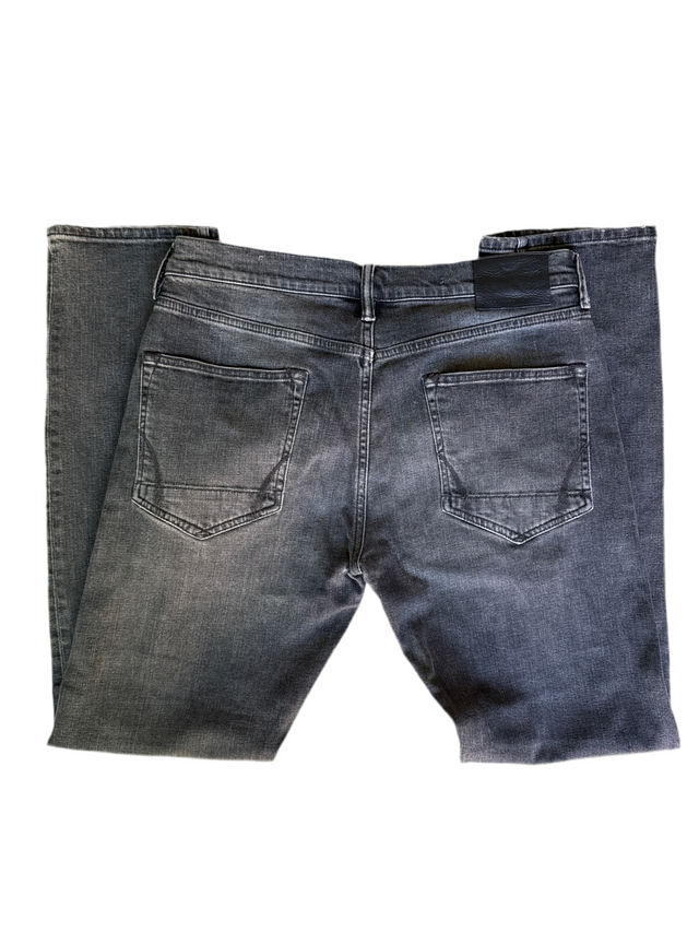 AllSaints Reed Slim Jeans – Grey Wash (W32)