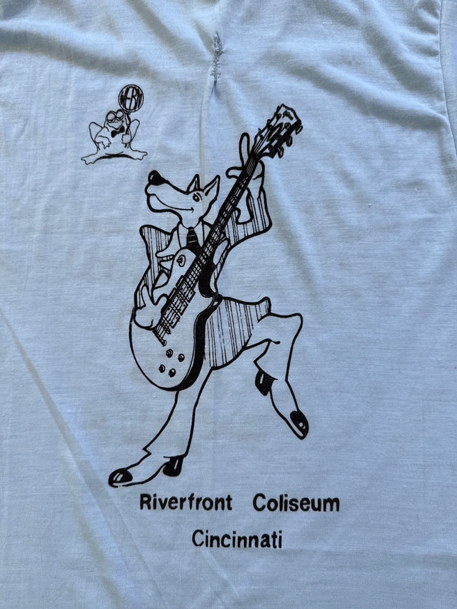 Vintage 1976 Neil Young Stephen Stills Band Riverfront Coliseum Cincinnati Concert T-Shirt Large
