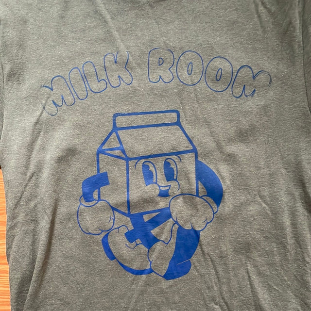 Milk Room x Banana Republic Tee M