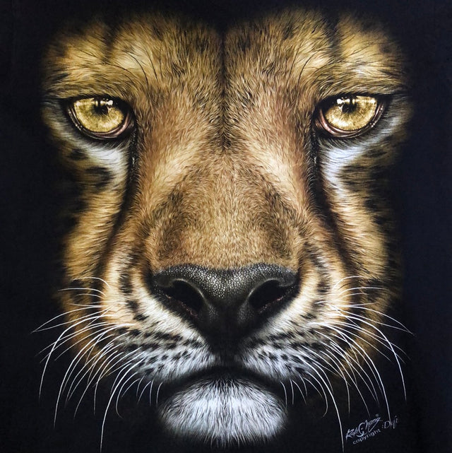 Lion Double Hit Tee Small