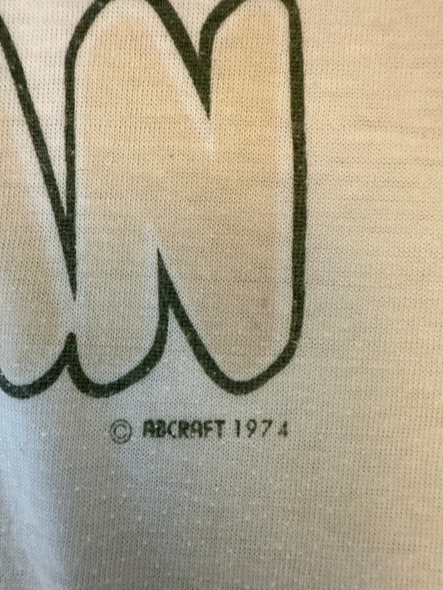 Vintage 1974 “I Am a Sensuous Man” T-Shirt – Rare Graphic Tee Single Stitch