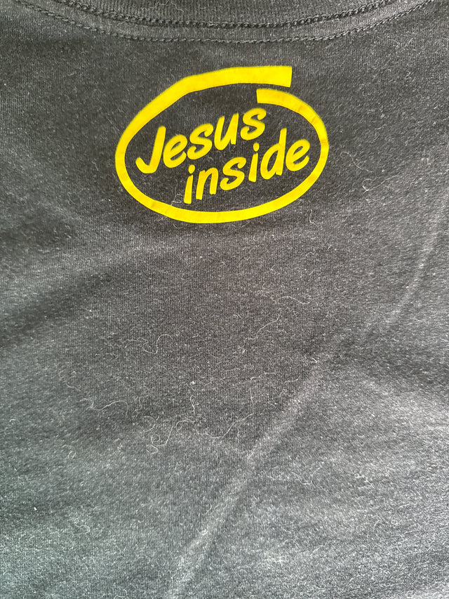 Christian Tee  “Set Free [from Sin]” Romans 6:7 Verse Graphic (Jesus Inside Back Hit) M