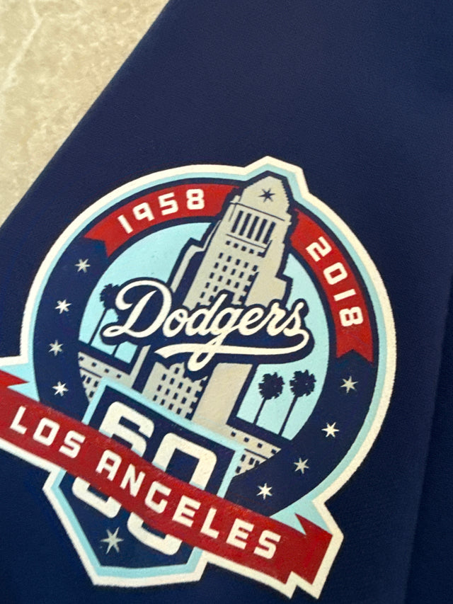 Los Angeles Dodgers Dave Roberts #30 Jersey w/ BMW & 60th Anniversary Patch (2018) – XL